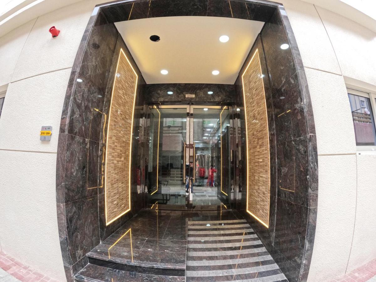 Karama Star Residence ドバイ エクステリア 写真